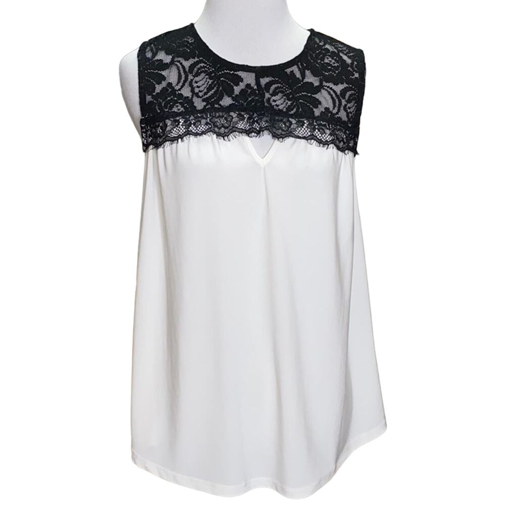 Luxology White and Black Lace Blouse Small